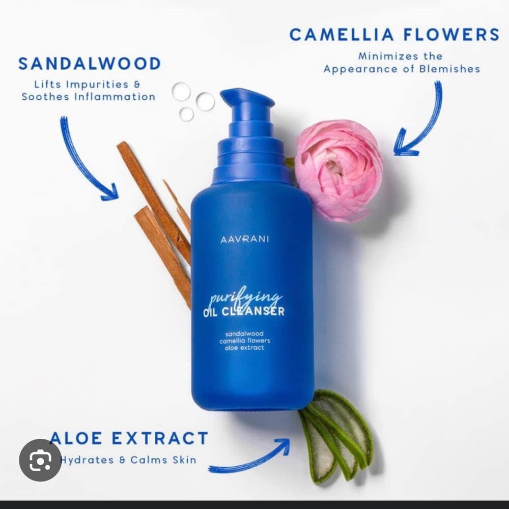 Aavrani cleanser
